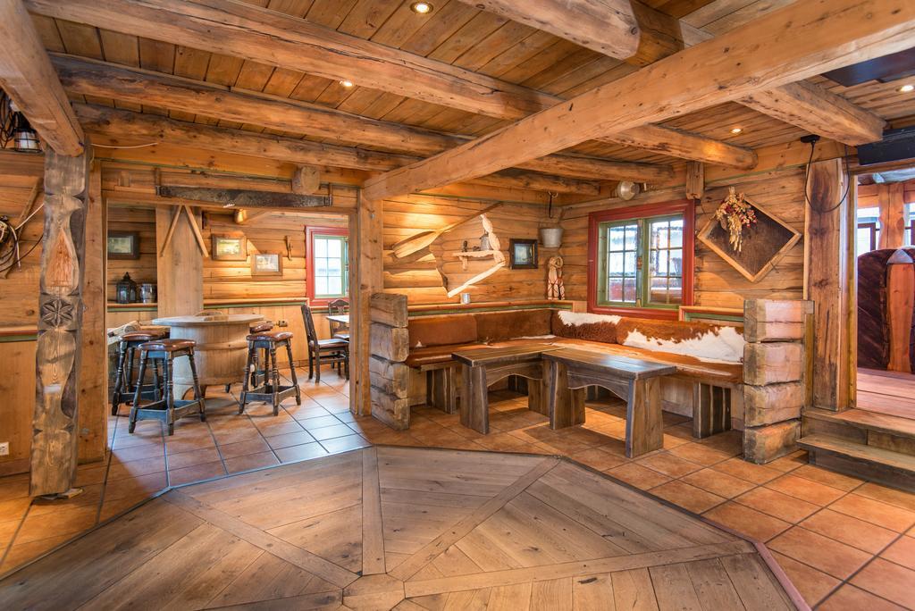 Nordal Turistsenter Hotel Lom Buitenkant foto